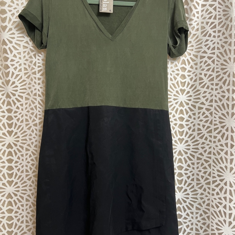 Anthropologie Dolan Green and Black V-Neck Dress